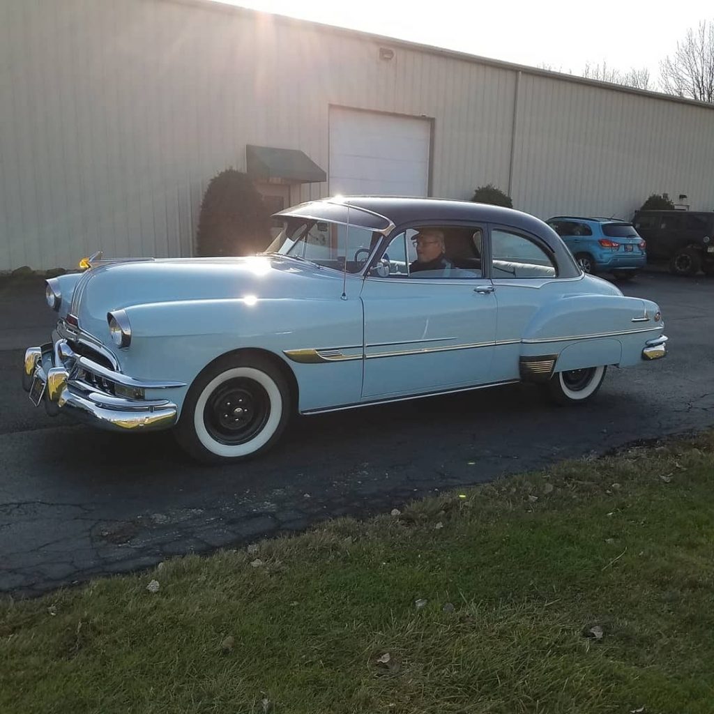 1952 pontiac chieftain deluxe